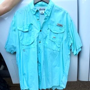 Columbia fishing shirt aqua color